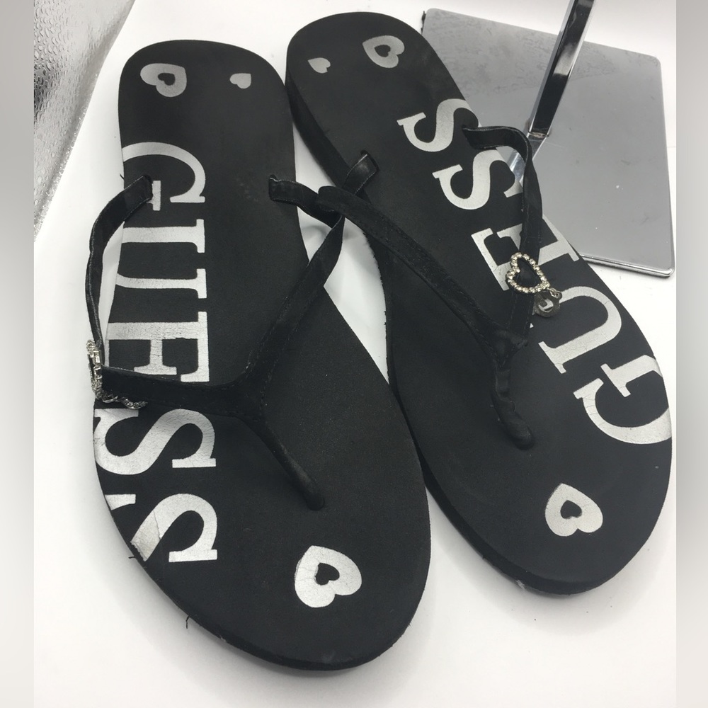 Guess Flip Flops